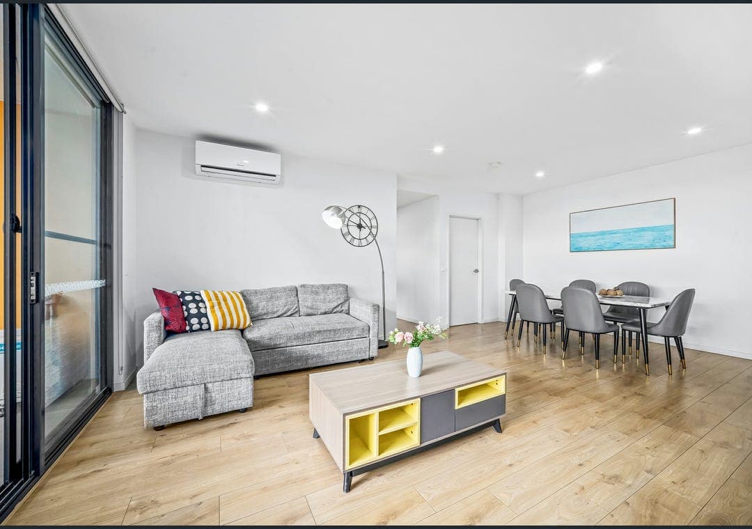 Spacious 3-Bedroom Apartment in the Heart of Bonnyrigg CBD - Image 3