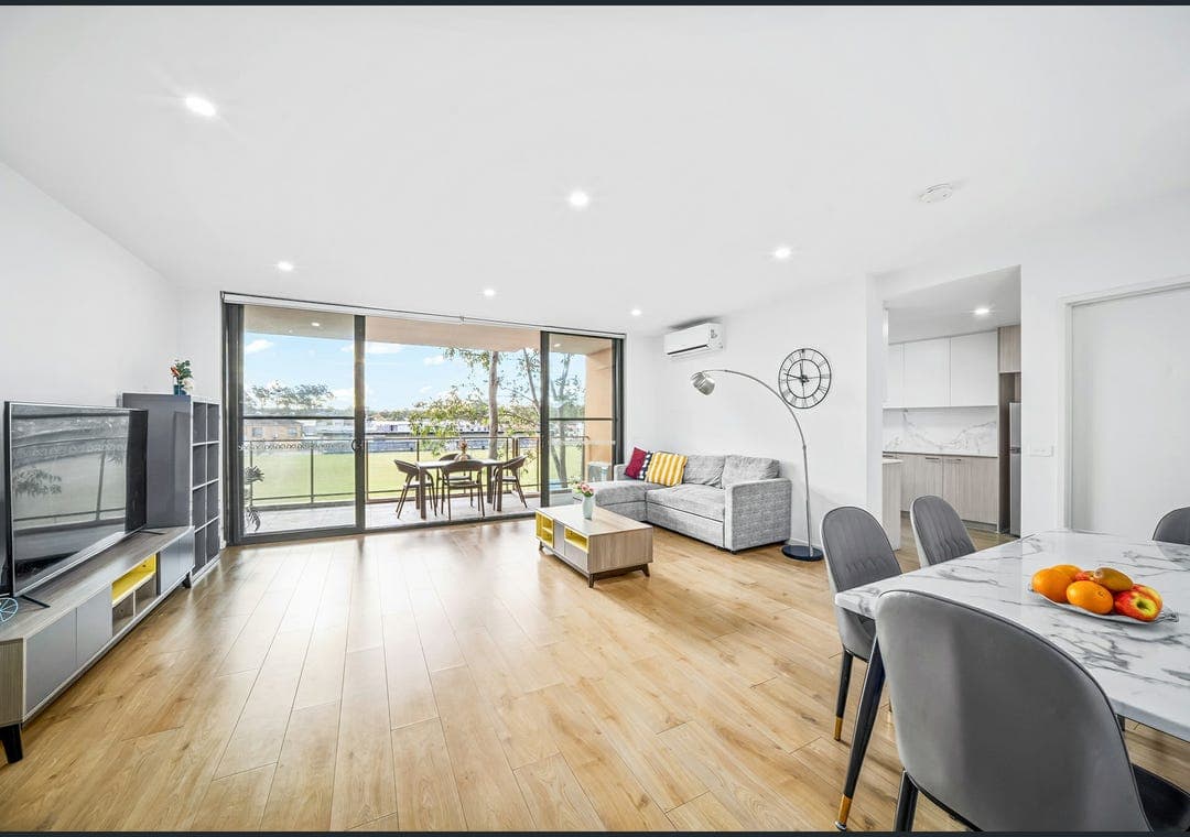 Spacious 3-Bedroom Apartment in the Heart of Bonnyrigg CBD - Image 5