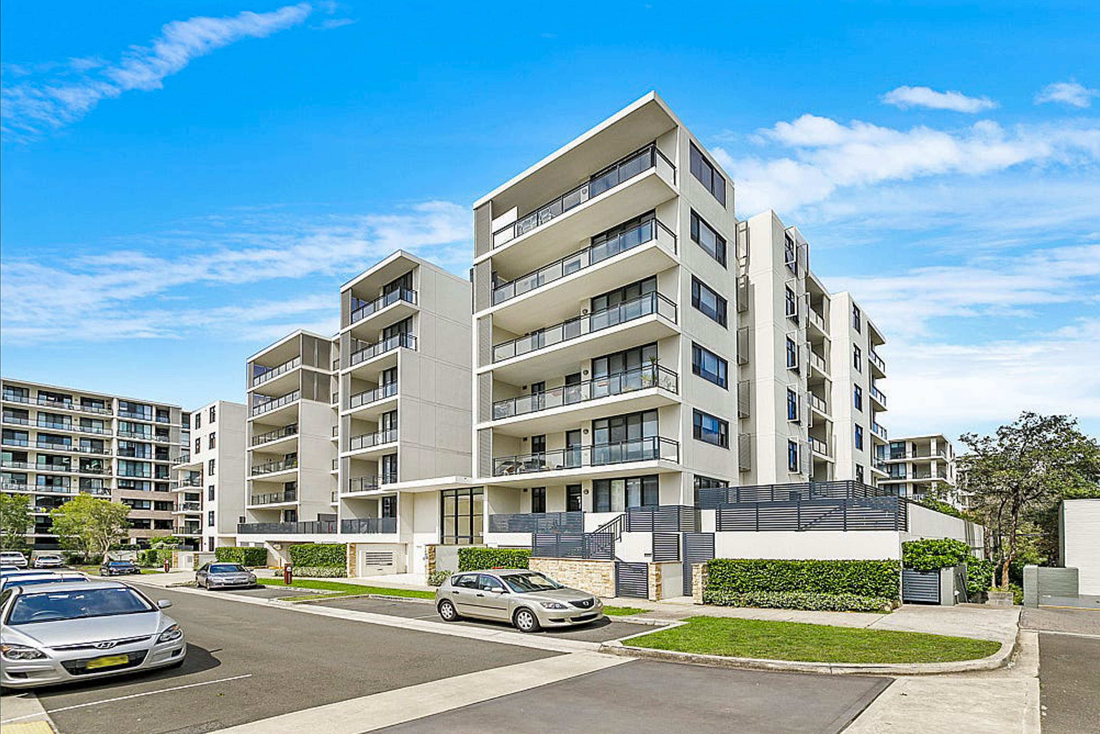 404/16 Corniche Drive Wentworth Point 2127