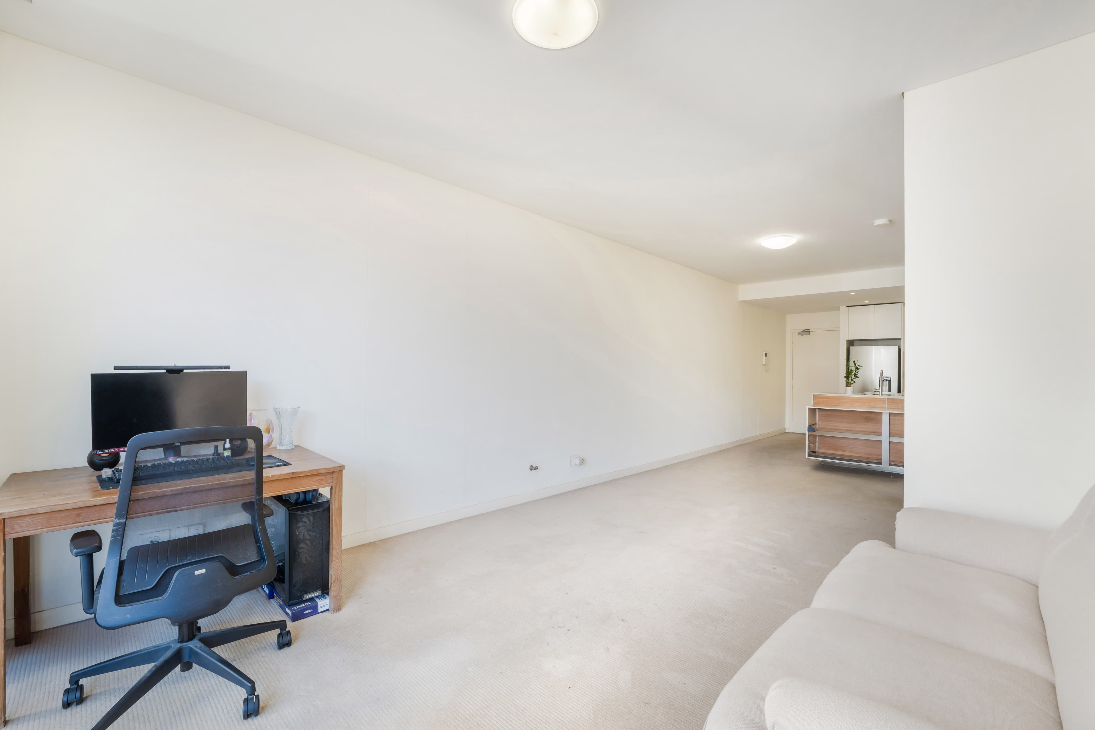 Spacious Family Home - Image 8