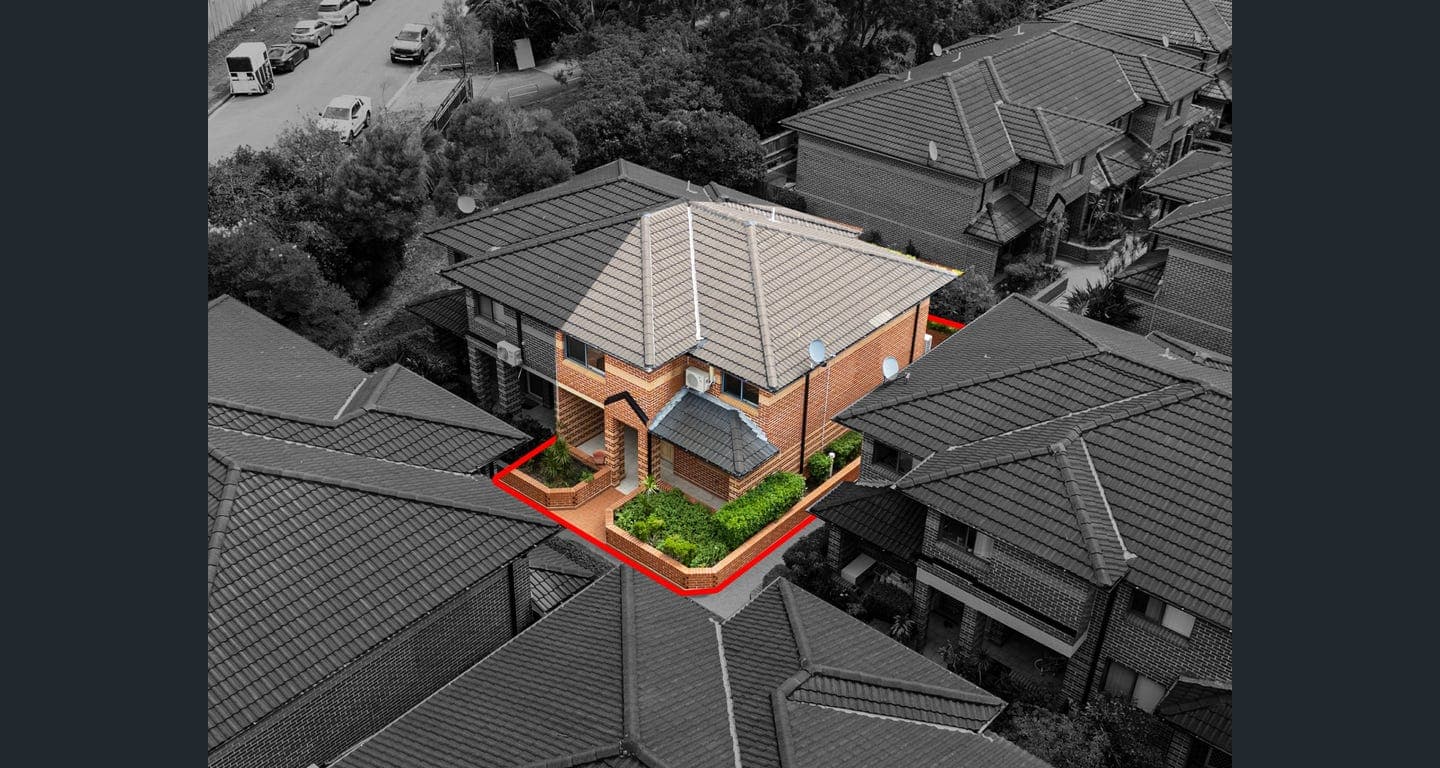 3 Bedroom Townhouse in Prime Location - Image 4